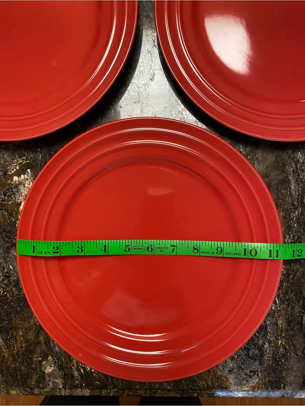 Rachael Ray Red Ceramic Dinner Plates Set - Picture 2 of 4